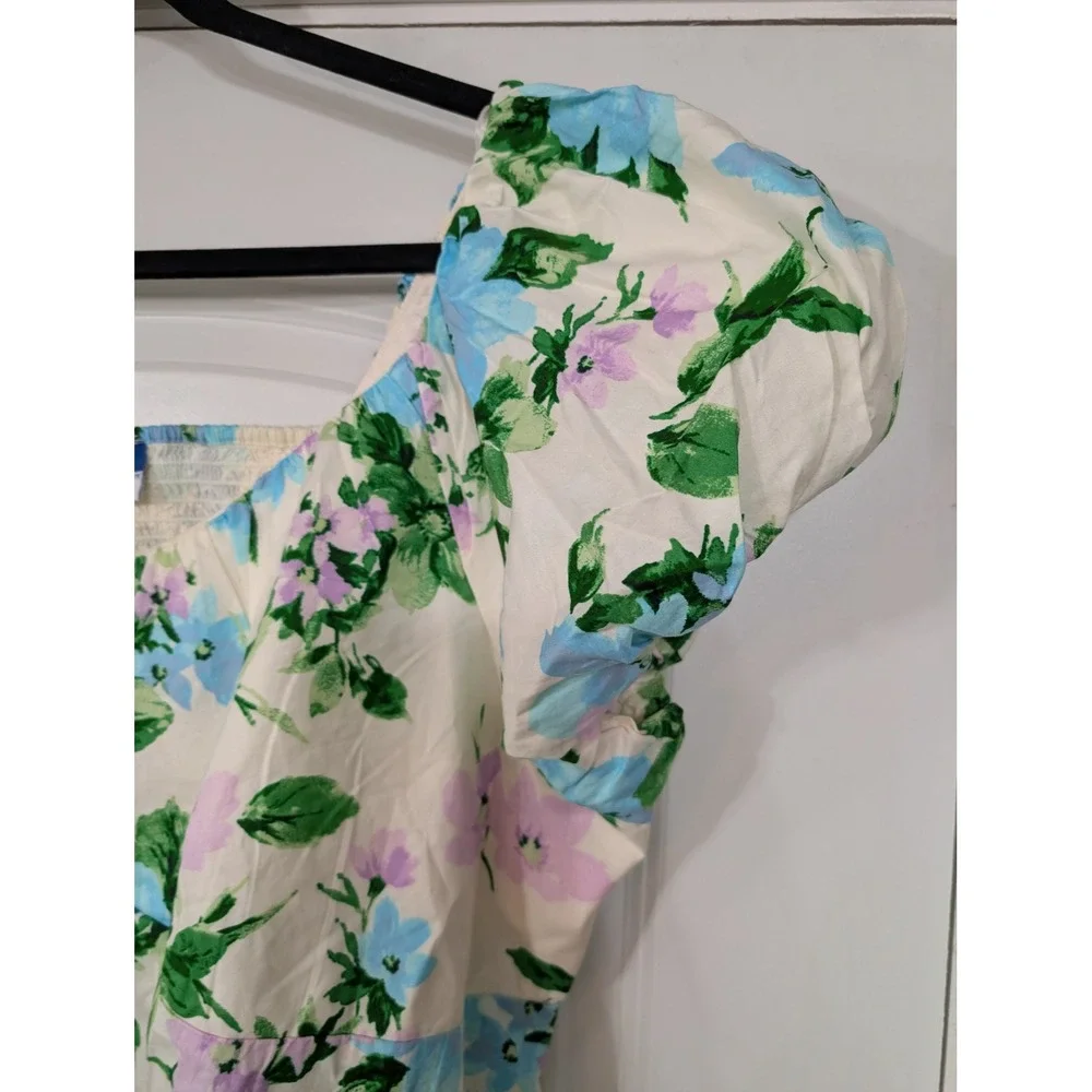 Old Navy embrace whimsical